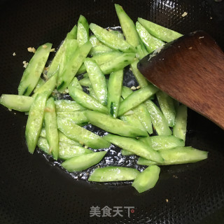 青瓜炒鸡蛋的做法步骤：7