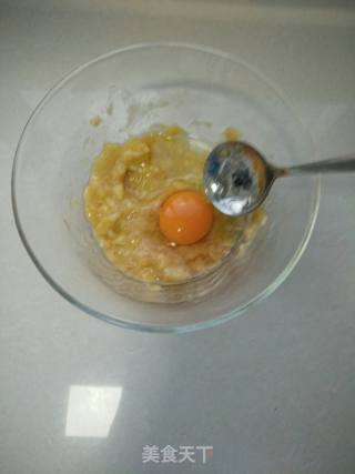香蕉松饼的做法步骤：3