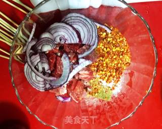 羊肉串的做法步骤：2