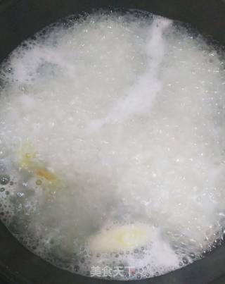 菠菜香菇水滑肉片粥的做法步骤：7