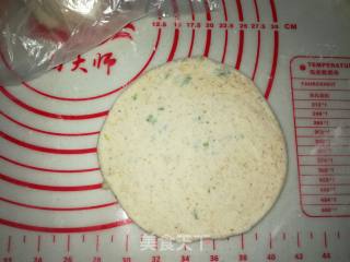 全麦发面葱油饼的做法步骤：22