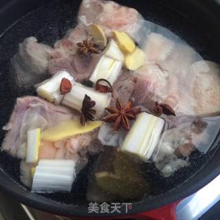 清炖羊肉的做法步骤：4