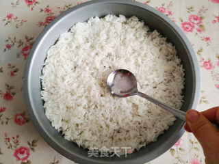 米饭披萨的做法步骤：1