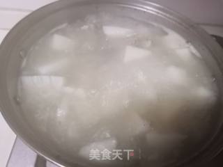 筒骨萝卜豌豆汤的做法步骤：4