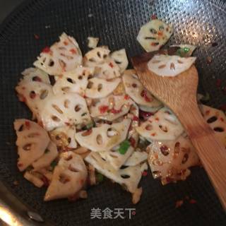 香辣藕片的做法步骤：12