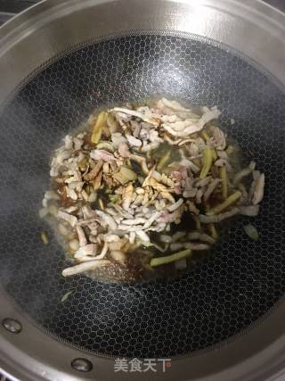 猪肉炒双的做法步骤：7