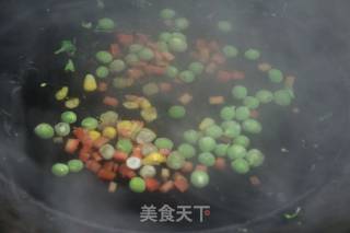 圣诞花环~咖喱炒饭的做法步骤：11