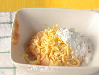 黄金鸡块——宝宝辅食的做法步骤：1