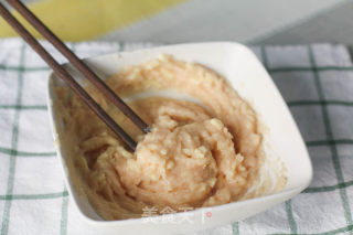 黄金鸡块——宝宝辅食的做法步骤：2