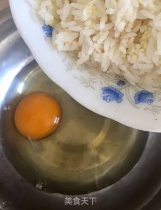 经典炒饭之  金镶银的做法步骤：4