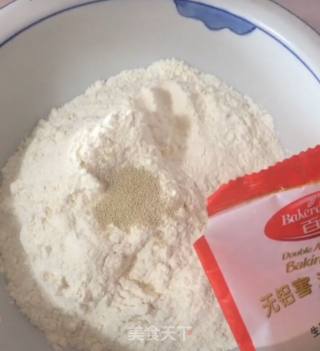 如何制作空心油条的做法步骤：1