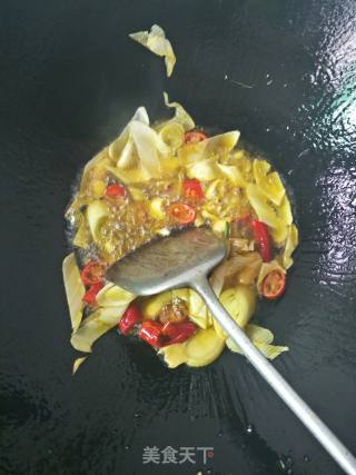 三椒爆鸭胗的做法步骤：5