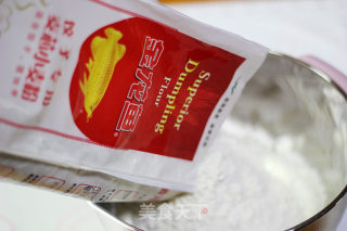 火龙果鱼丸面的做法步骤：4