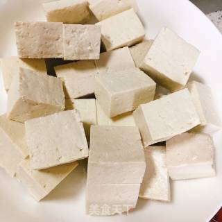 糖醋脆皮豆腐的做法步骤：2