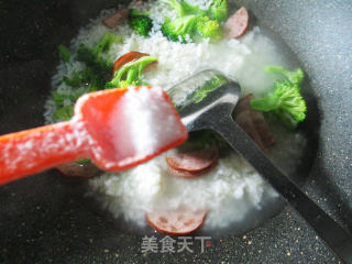 肘花火腿西兰花泡饭的做法步骤：4