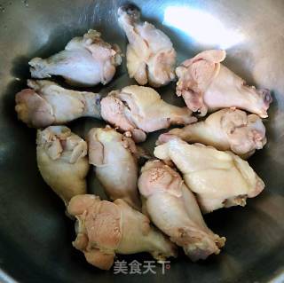 红烧鸡翅根的做法步骤：4