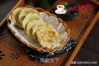 【韭菜盒子（饺子皮版）】的做法步骤：15