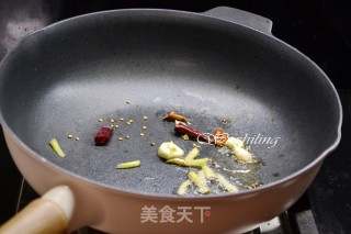 儿菜炒小墨鱼的做法步骤：5