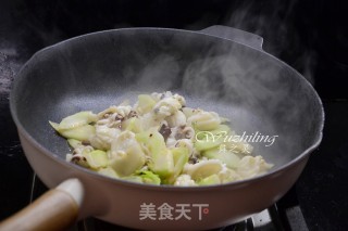 儿菜炒小墨鱼的做法步骤：7