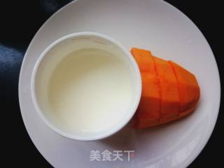 木瓜酸奶奶昔的做法步骤：1
