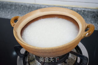 美食节腊肠荷兰豆煲仔饭的做法步骤：6