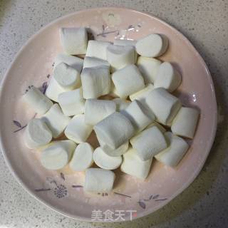 雪花酥的做法步骤：1