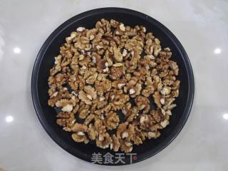微波版核桃仁的做法步骤：2
