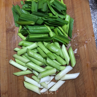 蒜苗炒肉片的做法步骤：3