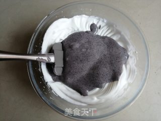黑米戚风蛋糕的做法步骤：9