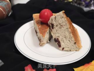 香蕉蔓越莓戚风蛋糕的做法步骤：2