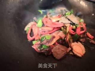 红椒煸炒牛肉片的做法步骤：5