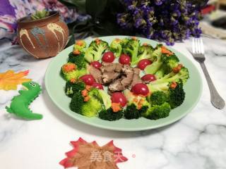 西兰花牛肉拼盘的做法步骤：5