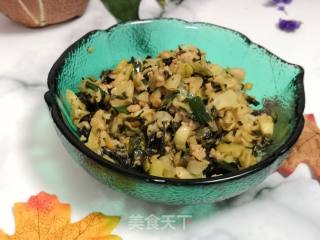 肉末酸菜的做法步骤：1