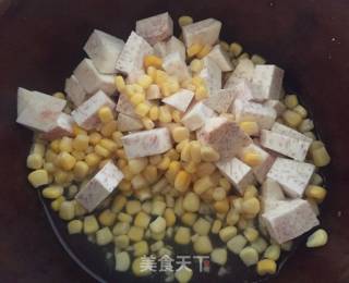 幸福感爆炸之  香芋玉米露的做法步骤：3