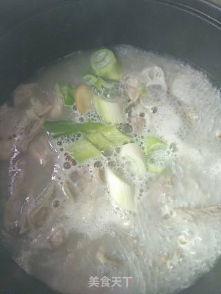 清炖羊杂汤的做法步骤：8