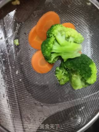 水果煎蛋拼盘的做法步骤：3