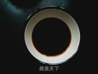 油泼鲈鱼的做法步骤：6