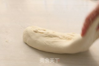 怎么手揉面团做牛奶小面包？的做法步骤：4