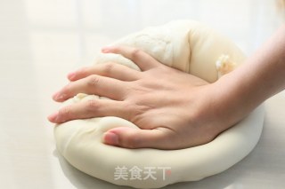 怎么手揉面团做牛奶小面包？的做法步骤：10