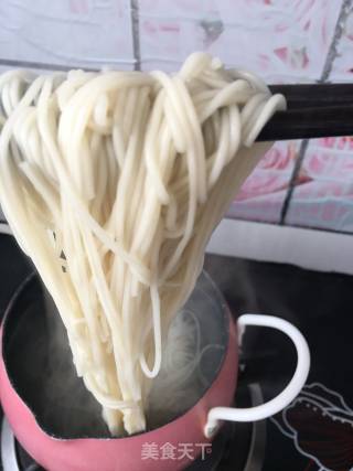 杏鲍菇海参炒面的做法步骤：11