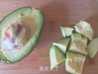 培根牛油果滑蛋的做法步骤：3