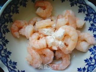 芒果虾仁的做法步骤：4