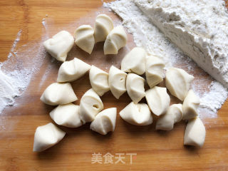 玫瑰花抱蛋煎饺的做法步骤：19
