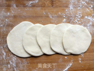 玫瑰花抱蛋煎饺的做法步骤：22