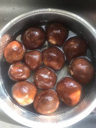 香菇炒肉丝的做法步骤：1