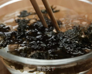 紫菜蛋花汤的做法步骤：2