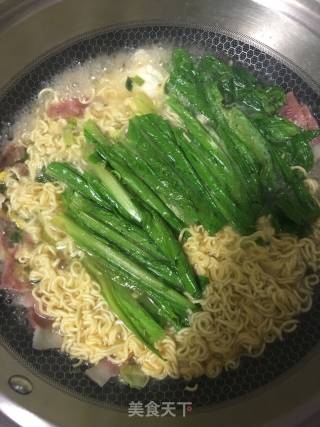 荷包蛋培根方便面的做法步骤：6