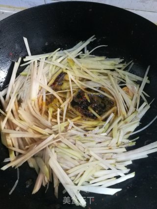 海鲜味的土豆丝的做法步骤：5