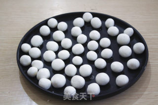 酒酿小丸子的做法步骤：3