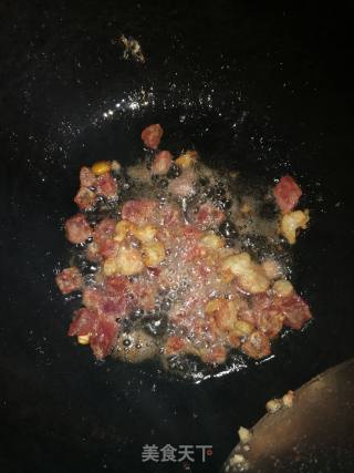 胡萝卜炒玉米粒的做法步骤：3